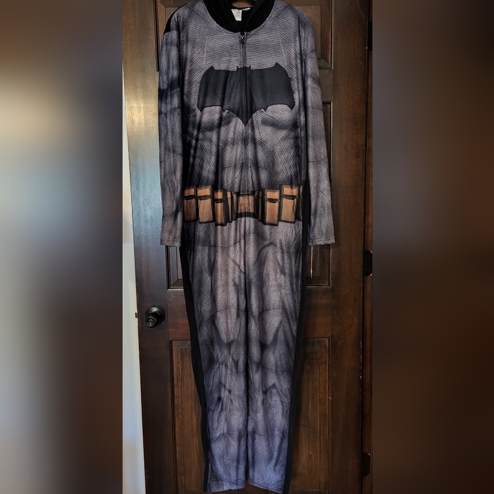 Batman Union Suit Onesie Halloween Costume PJ Pajamas mens Large DC Comics BNWT